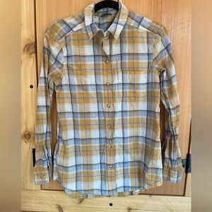 Eddie Bauer women’s small, lightweight Yellow Plaid Shirt